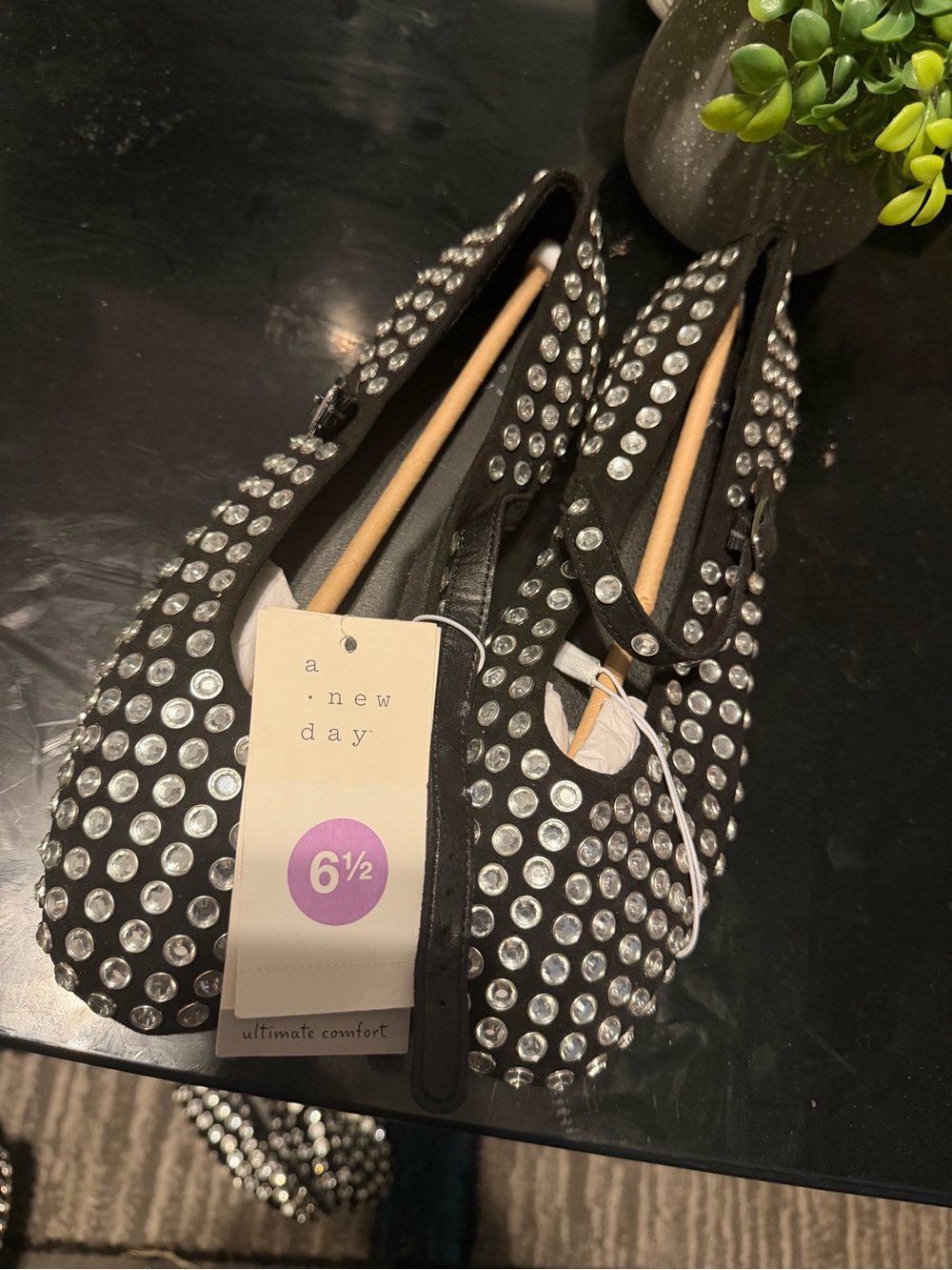 Shoulder Bags Not Present
